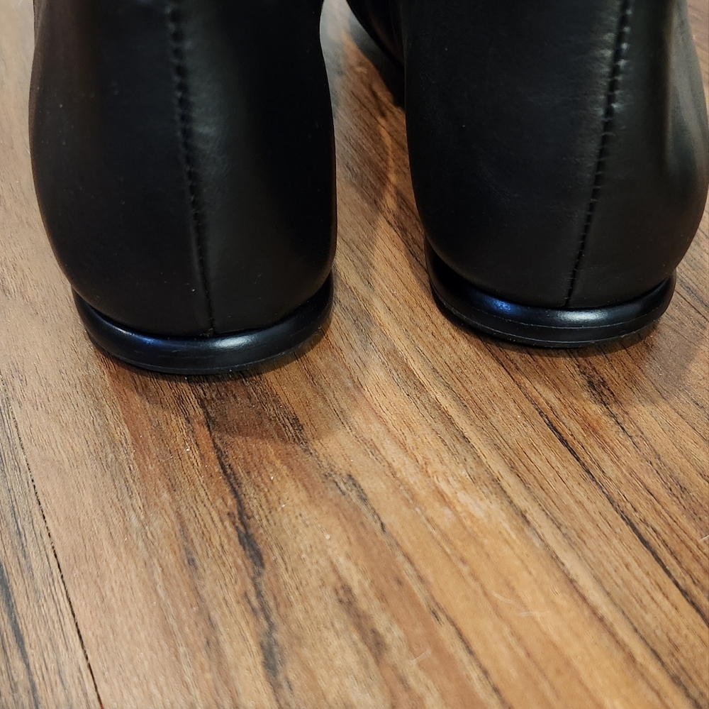 Women's Vince Davis Black Leather Slip-On Loafers size 7.5 - Picture 7 of 11